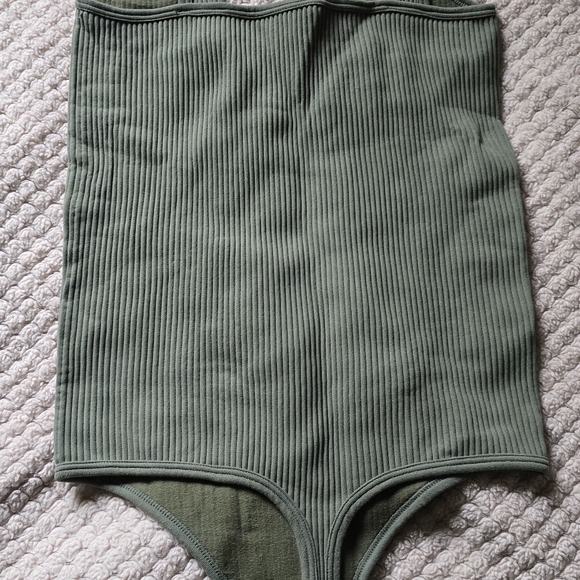 BNWT Free People Intimate Ribbed Bodysuit - Picture 5 of 5